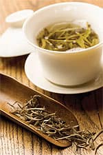 Tea Polyphenols May Combat Heart Disease and Cancer