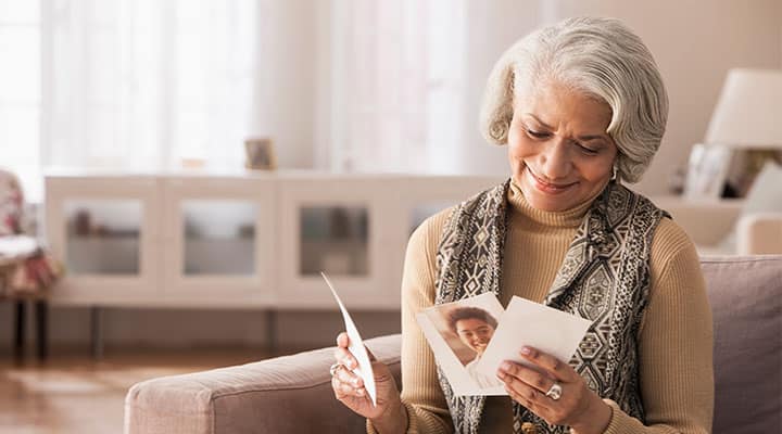 Woman without dementia