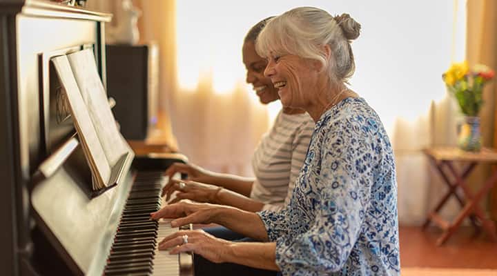 Fisetin can be taken with quercetin