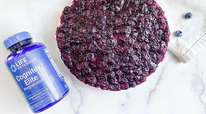 The blueberries in blueberry cheesecake support brain health