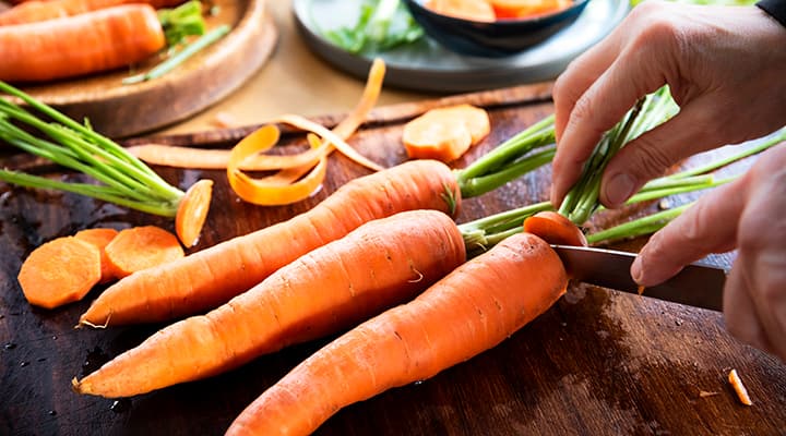 Carrot ginger soup is healthy and refreshing