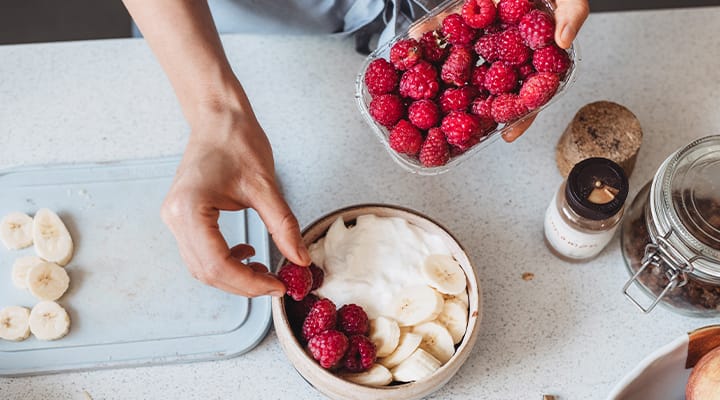 Fruit salad can be a high-protein option with protein powder