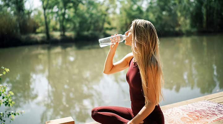 Drinking water and spending time outdoors are good for your heart