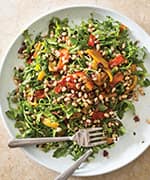 Arugula, roasted red pepper, and white bean salad